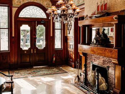Classic King With Balcony At Curry Mansion Ки-Уэст Экстерьер фото